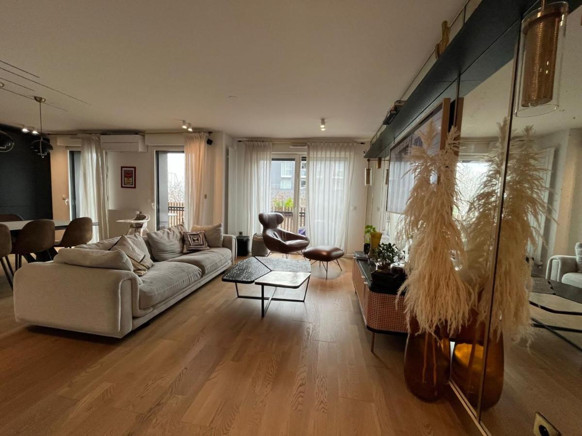 Appartement Luxueux Climatise Avec Terrasse, 6 Couchages - 17Eme Arrondissement De Paris Clichy Luaran gambar